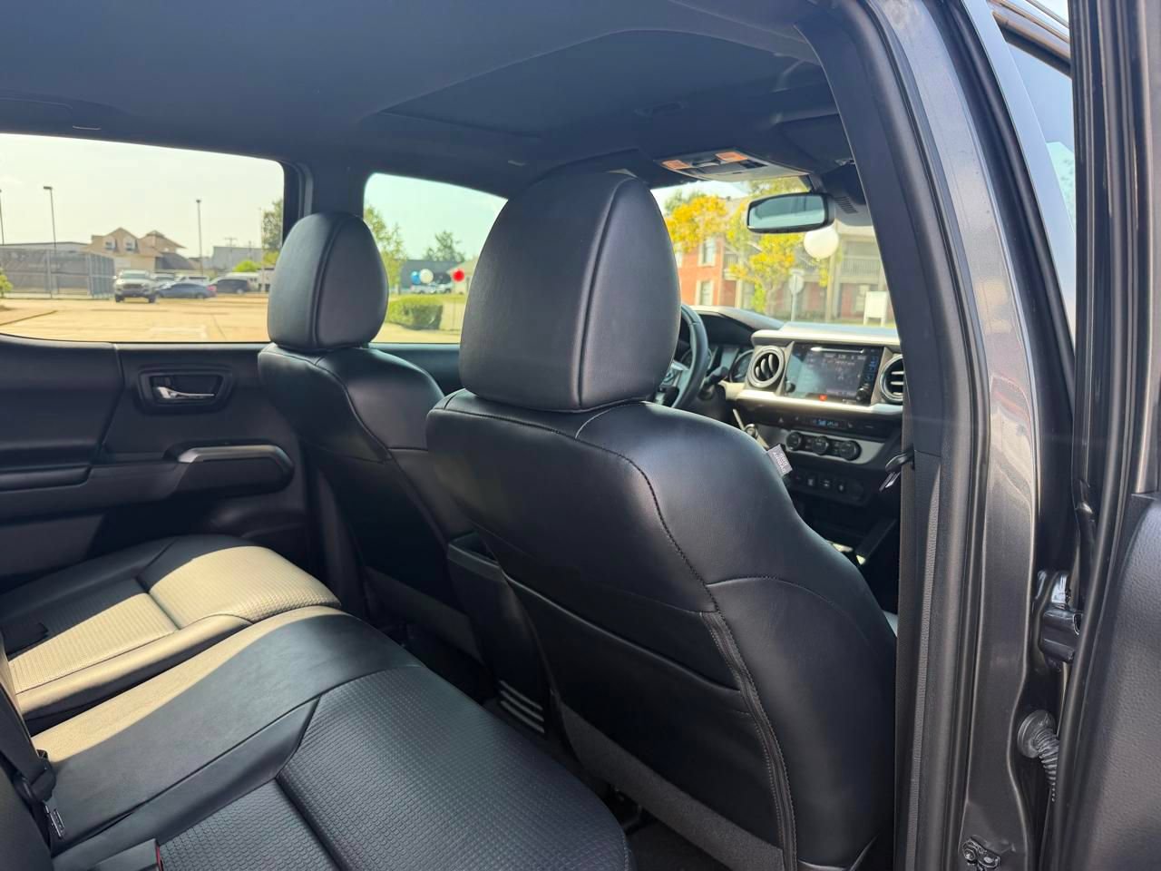 Used 2019 Toyota Tacoma Limited RWD image 15