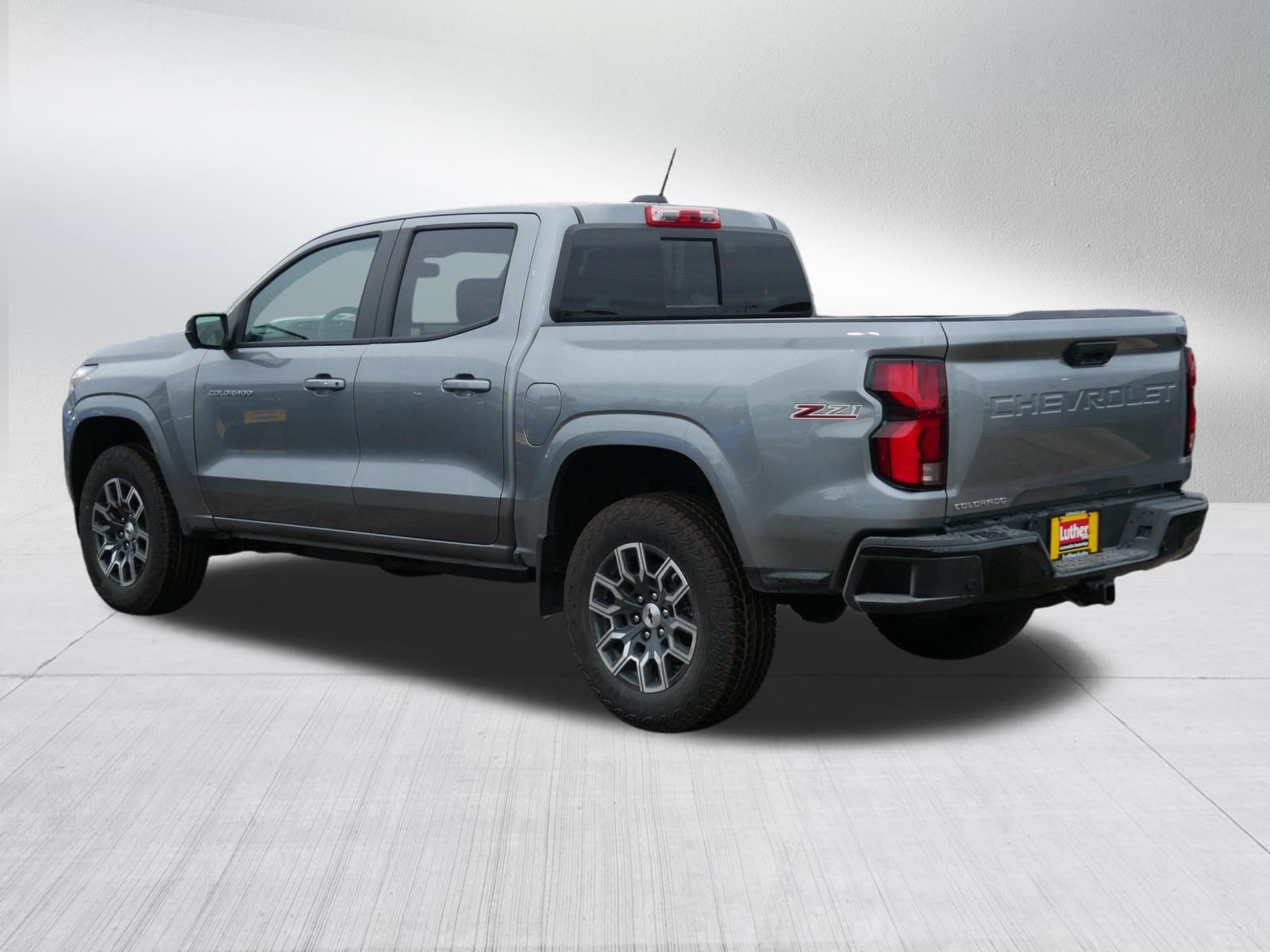 New 2026 Chevrolet Colorado Z71 w/ Technology Package AWD/4WD image 2