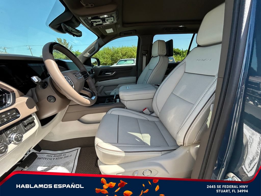New 2026 GMC Yukon XL Denali w/ Denali Reserve Package AWD/4WD image 10