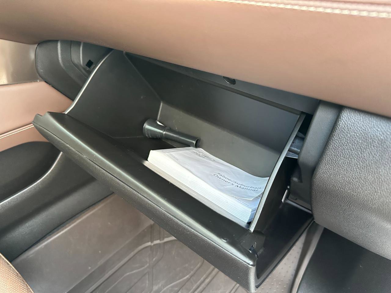 Used 2021 Chevrolet Suburban High Country image 38