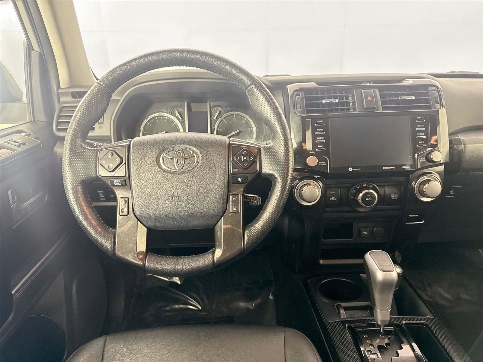 Certified 2024 Toyota 4Runner TRD Off-Road Premium image 30