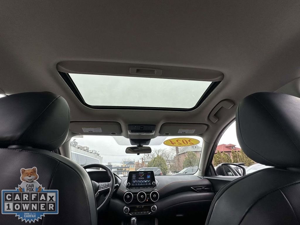 Used 2024 Nissan Sentra SR w/ SR Premium Package FWD image 20