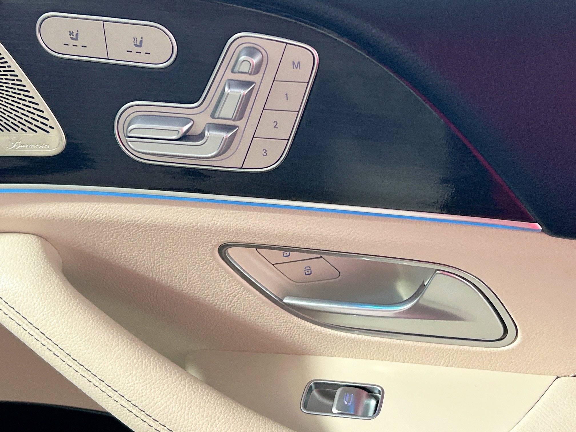 Used 2025 Mercedes-Benz GLE 450e GLE 450e image 32