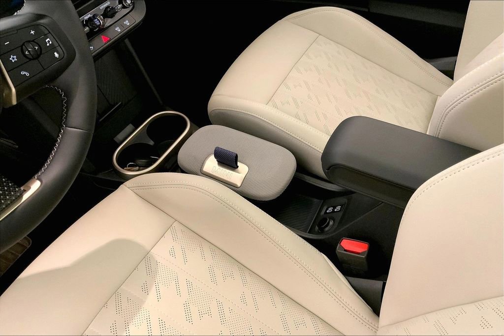 Used 2025 MINI Cooper S image 22