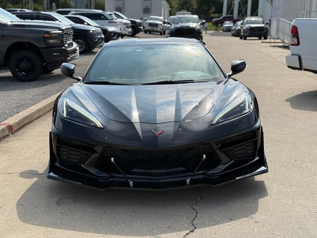 Used 2021 Chevrolet Corvette Stingray Coupe w/ Battery Protection Package RWD image 3