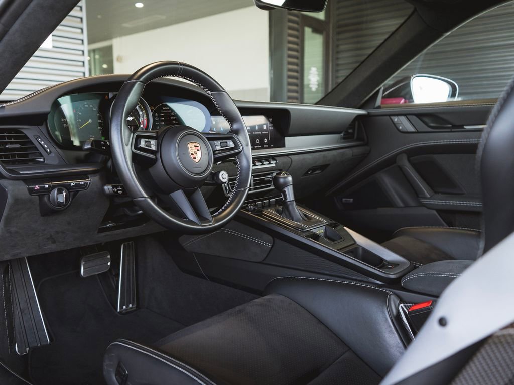 Used 2024 Porsche 911 GT3 image 4