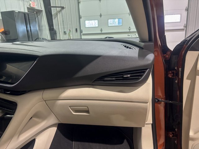 Used 2021 Buick Envision Preferred image 29