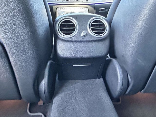 Used 2020 Mercedes-Benz E 350 Sedan image 13