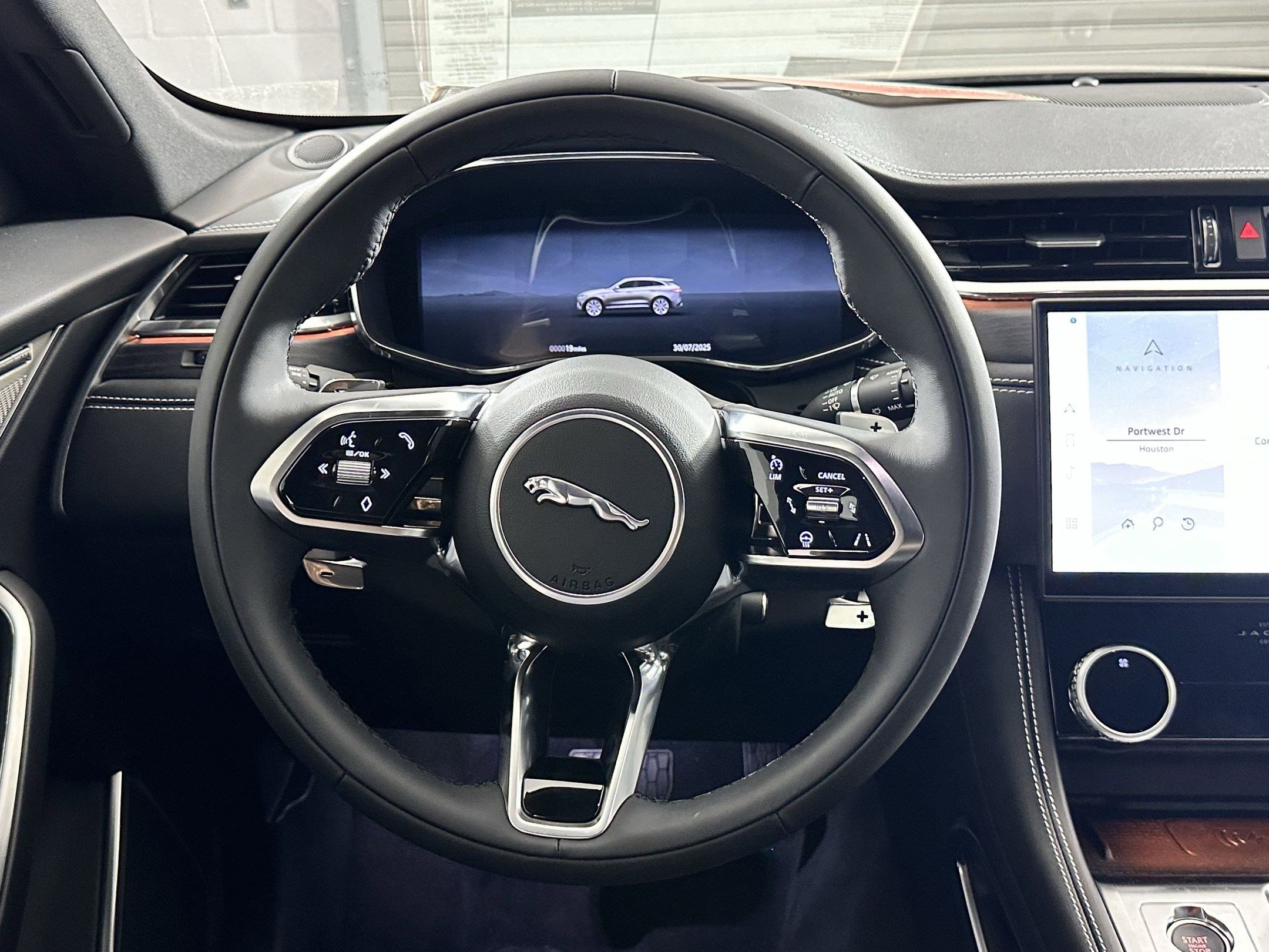 Used 2026 Jaguar F-PACE R-Dynamic S image 4