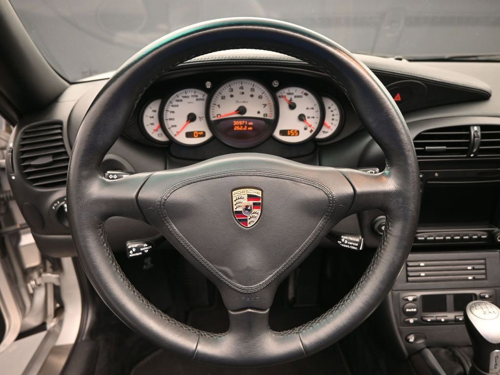 Used 2004 Porsche 911 Turbo image 22