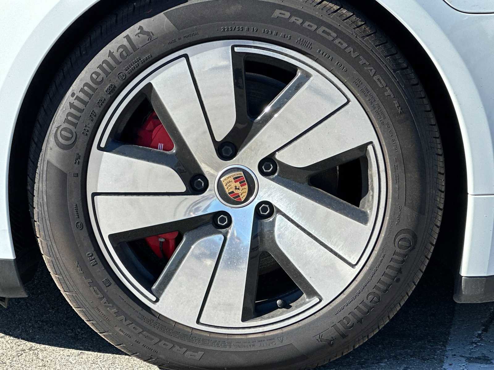 Used 2024 Porsche Taycan 4S image 27