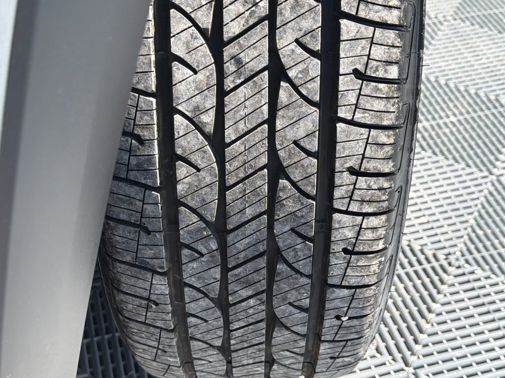 Used 2024 Chevrolet Trax ACTIV w/ Sunroof Package image 20