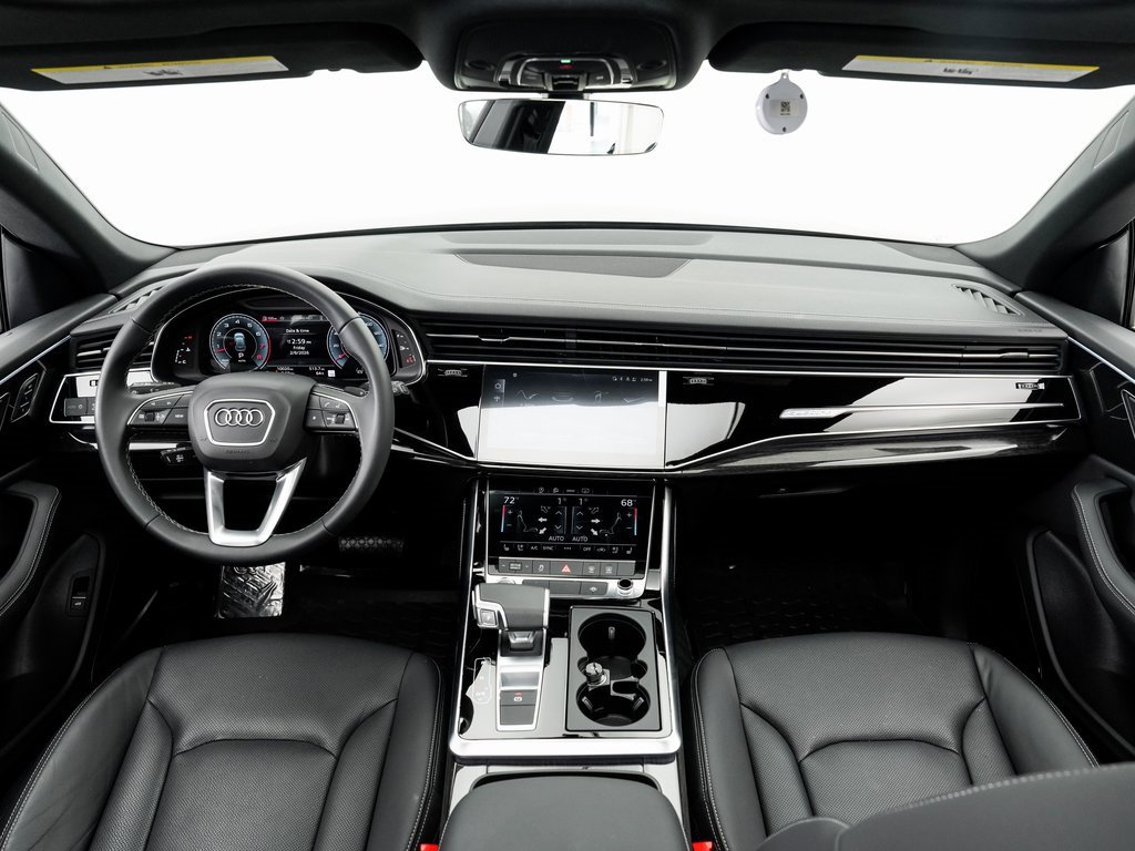 Used 2025 Audi Q8 Premium Plus w/ Premium Plus Package image 19