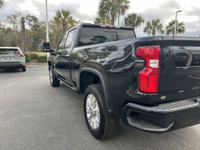 Used 2022 Chevrolet Silverado 2500 High Country w/ Z71 Off-Road Package image 5