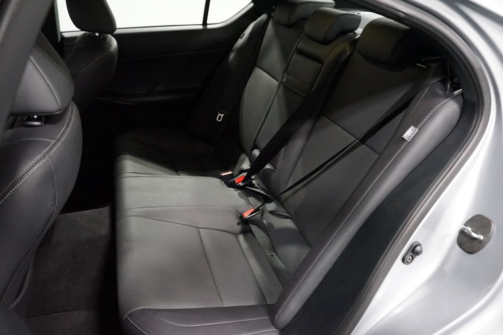 Used 2025 Lexus IS 350 F Sport RWD image 29