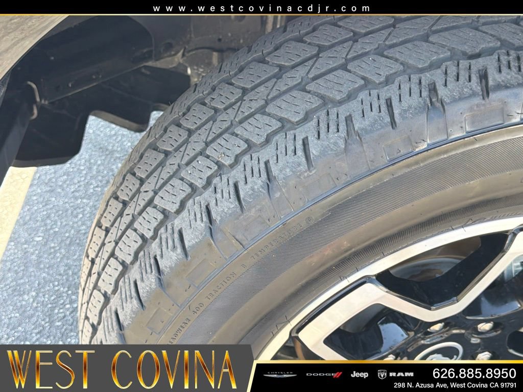 Used 2025 Ford Bronco Outer Banks AWD/4WD image 18
