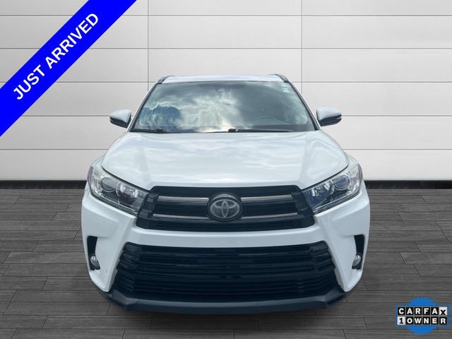 Used 2017 Toyota Highlander SE FWD image 8
