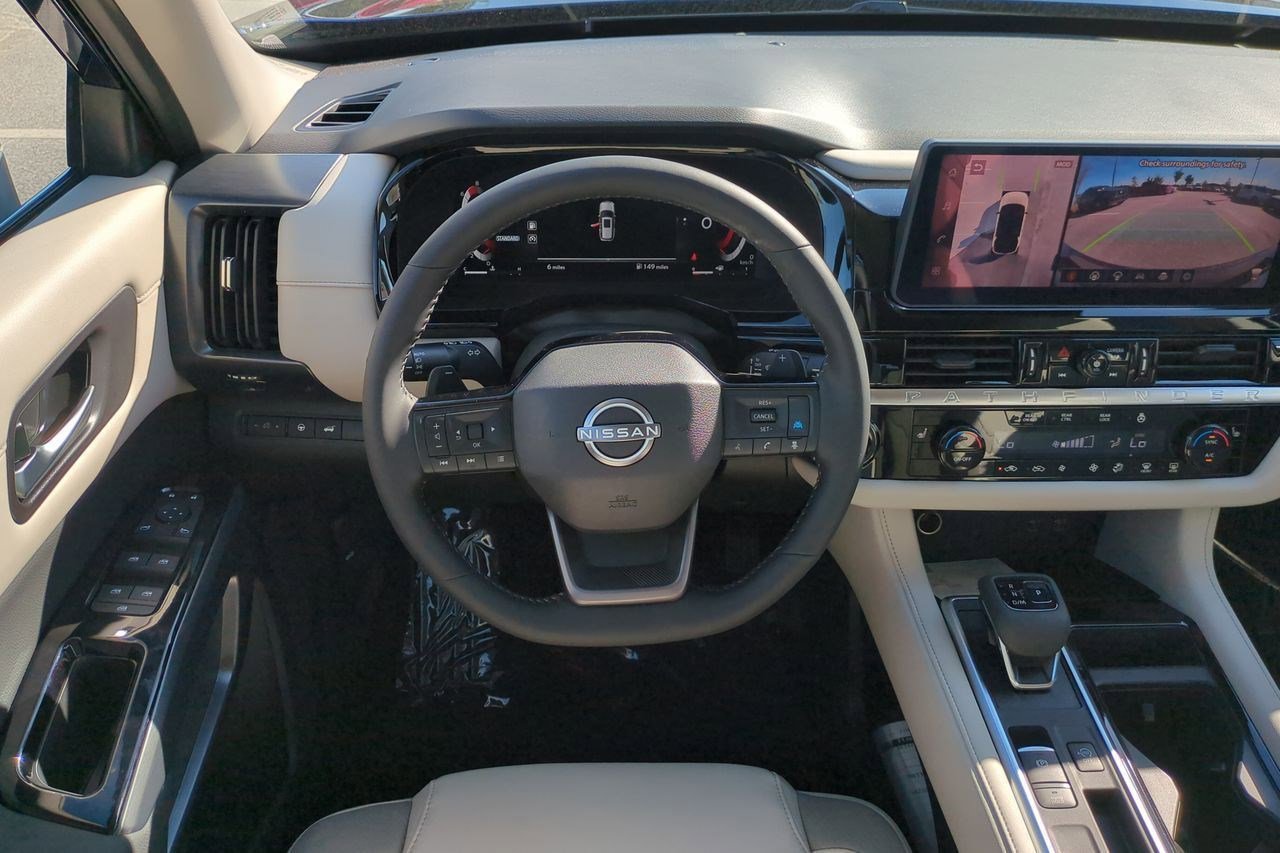 New 2026 Nissan Pathfinder SL FWD image 29
