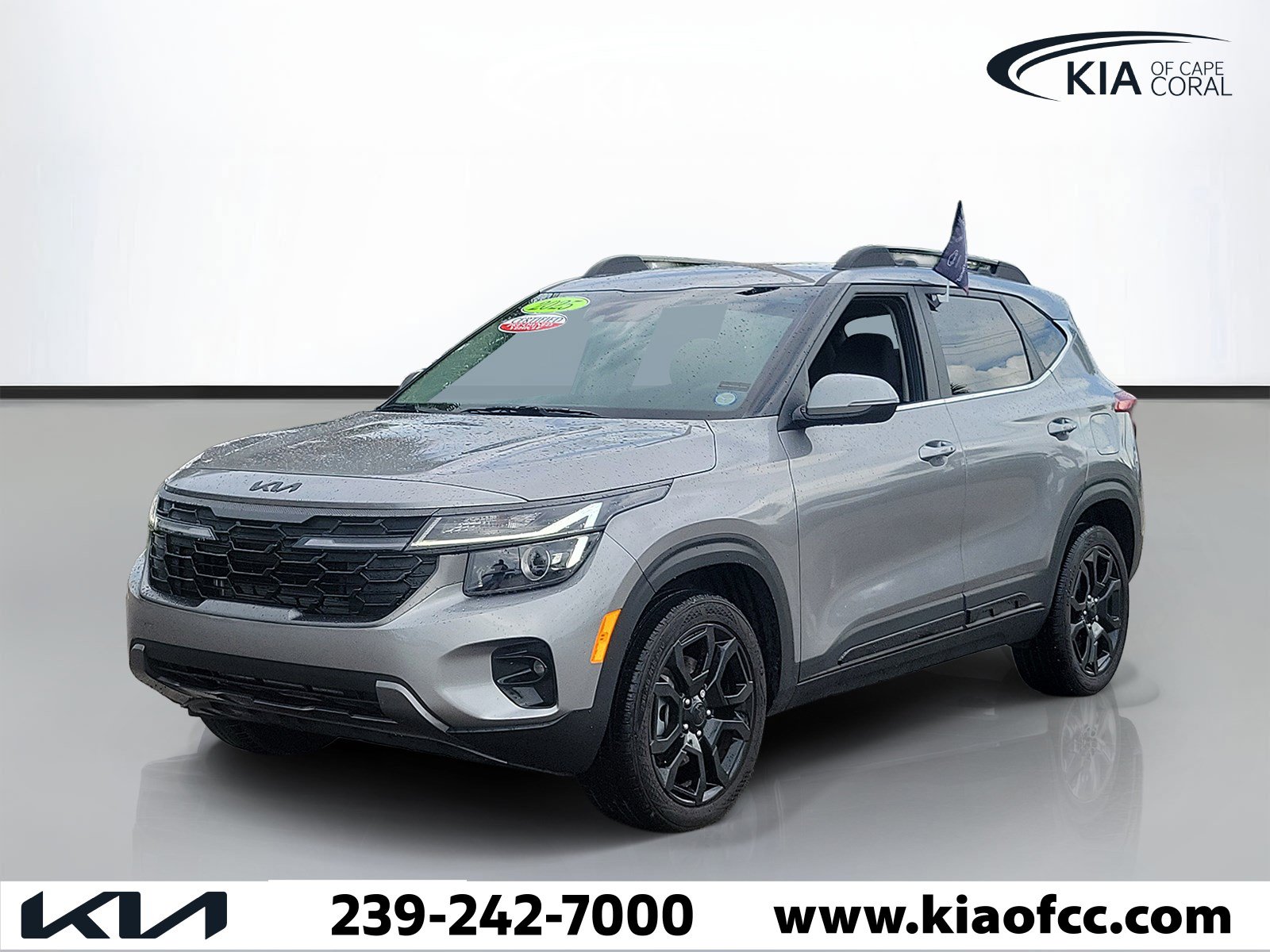 Certified 2025 Kia Seltos X-Line AWD/4WD image 3