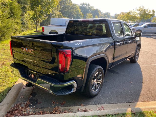 Used 2025 GMC Sierra 1500 SLT AWD/4WD image 33