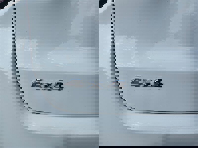 Used 2024 Jeep Compass Latitude image 30