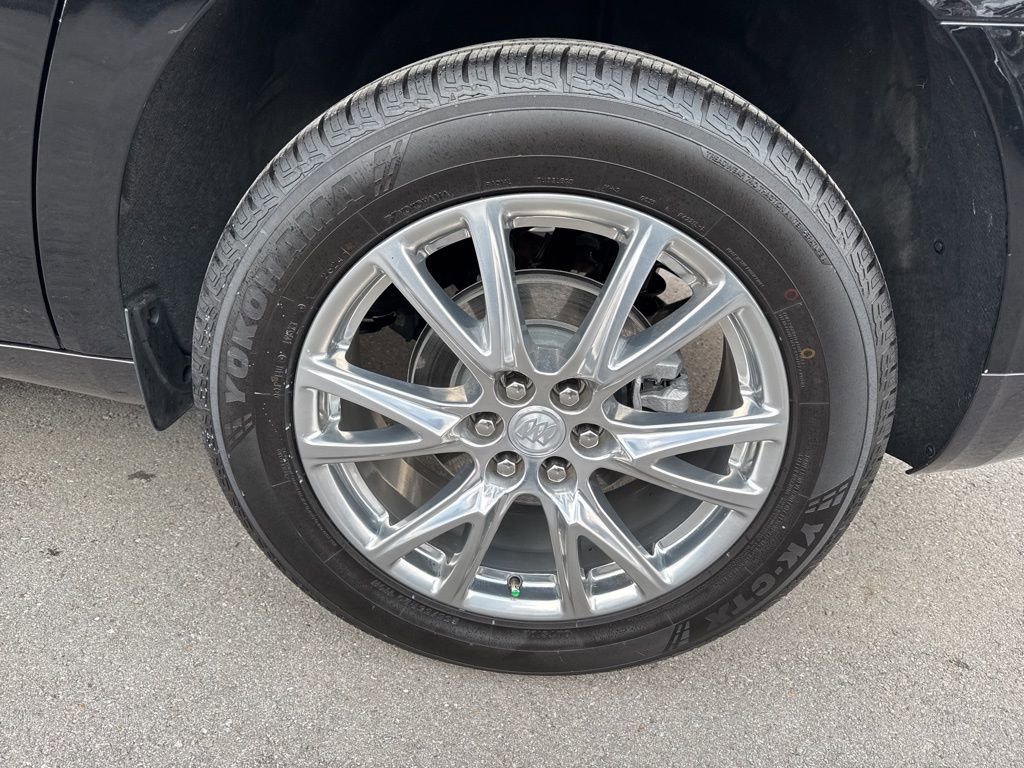 Used 2022 Buick Enclave Premium w/ Experience Buick Package image 31