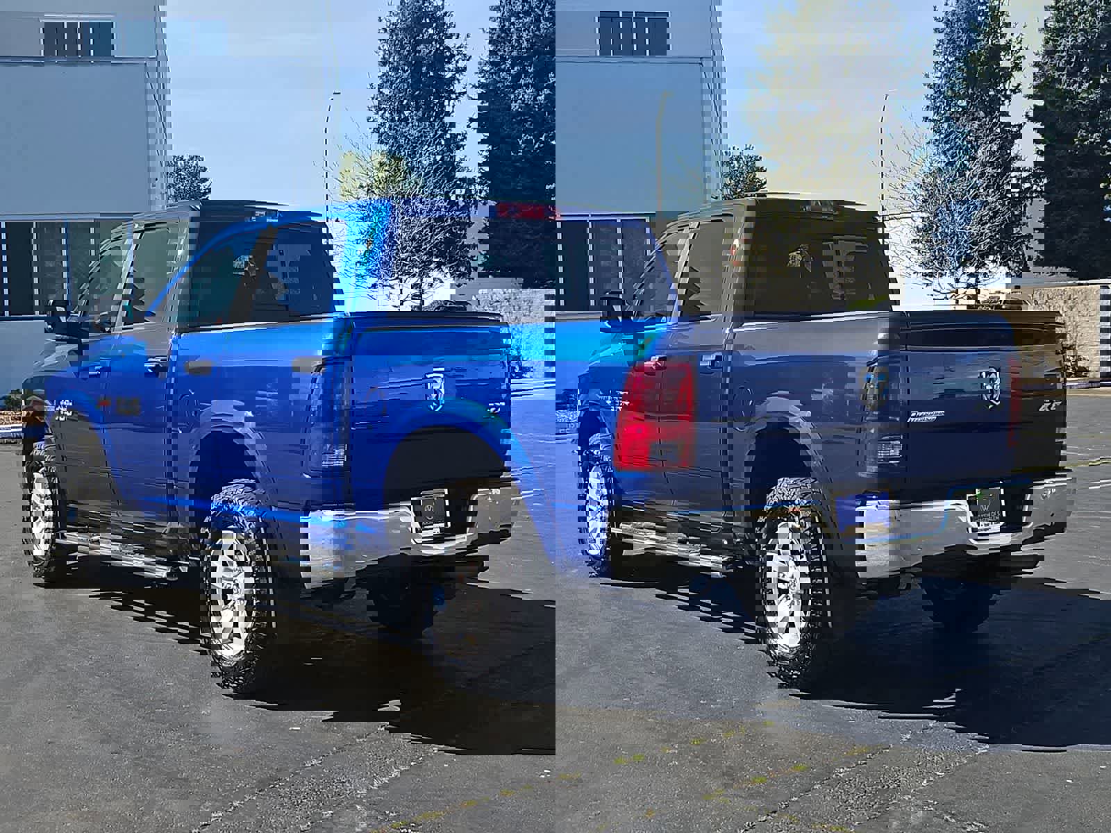 Used 2017 RAM 1500 Outdoorsman image 4