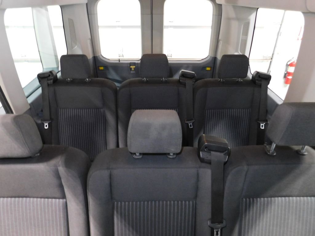 Used 2018 Ford Transit 150 XLT image 32