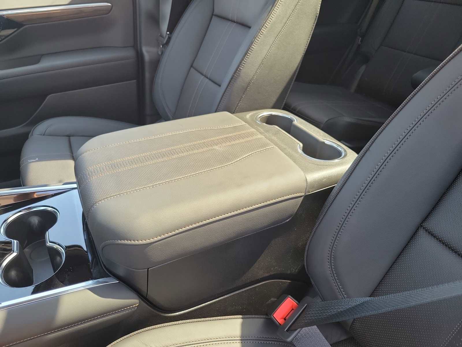 New 2026 Chevrolet Tahoe High Country AWD/4WD image 20
