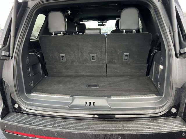 Used 2024 Lincoln Navigator Premiere image 12