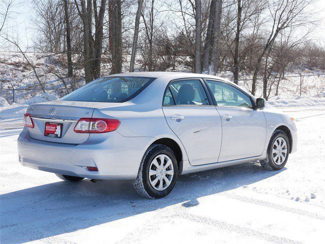 Used 2011 Toyota Corolla LE image 7