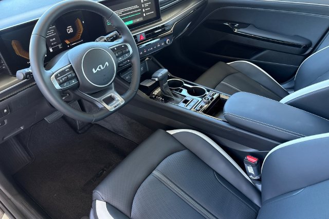 New 2026 Kia K5 GT-Line FWD image 11