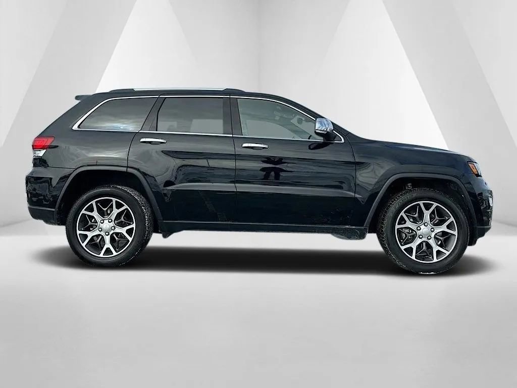 Used 2022 Jeep Grand Cherokee Limited w/ Technology Group image 8