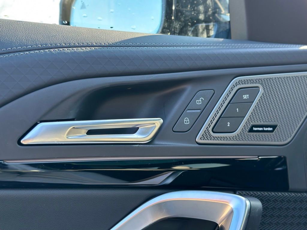 New 2026 BMW X2 xDrive28i w/ Technology Package image 18