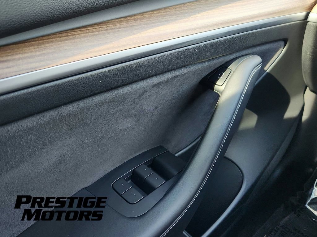 Used 2022 Tesla Model 3 Long Range AWD/4WD image 15