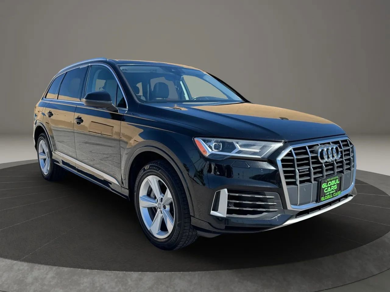 Used 2021 Audi Q7 3.0T Premium image 4