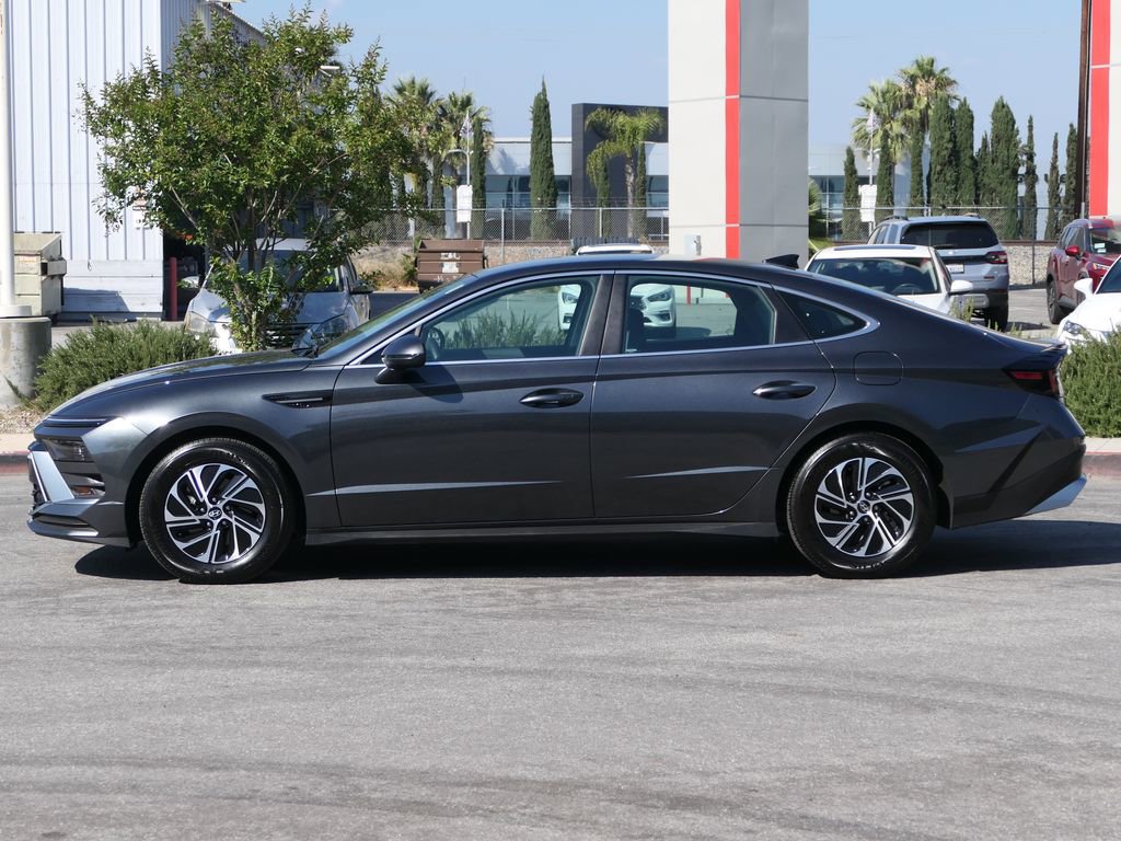 Certified 2026 Hyundai Sonata Blue FWD image 6