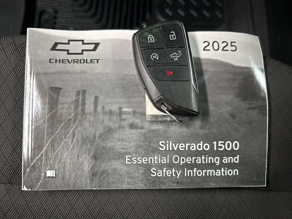 Used 2025 Chevrolet Silverado 1500 RST w/ Z71 Off-Road Package AWD/4WD image 37