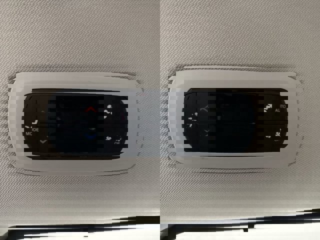 Used 2020 Chrysler Pacifica Touring image 17