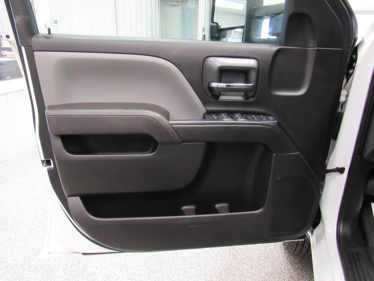 Used 2017 Chevrolet Silverado 3500 W/T w/ WT Convenience Package image 35