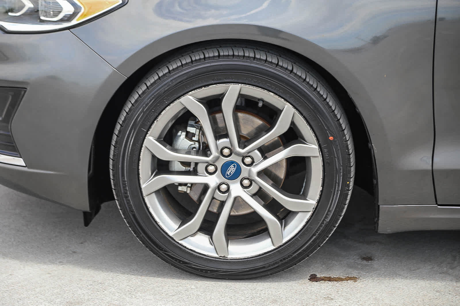 Used 2019 Ford Fusion SEL FWD image 10