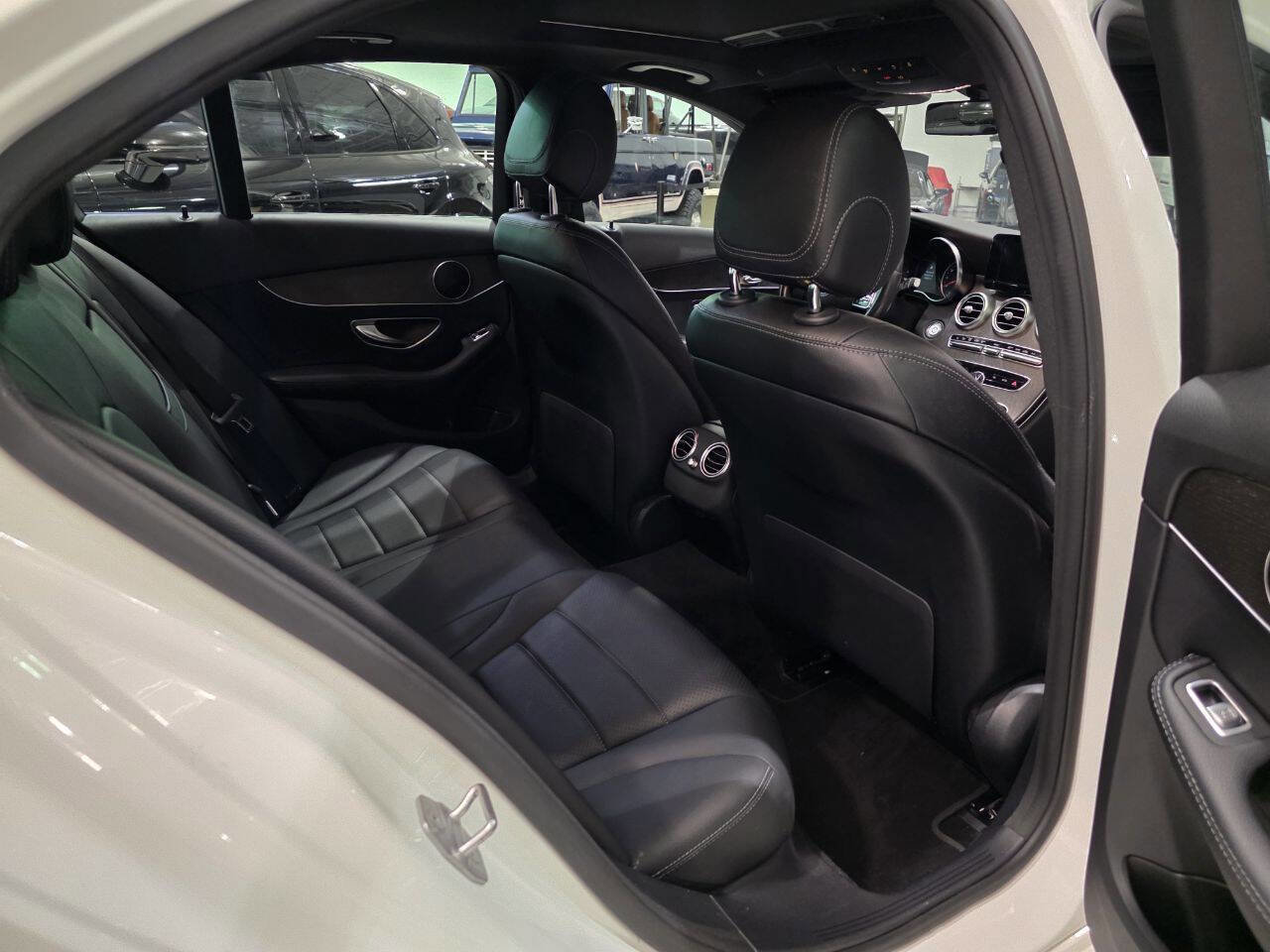 Used 2019 Mercedes-Benz C 300 4MATIC Sedan image 13