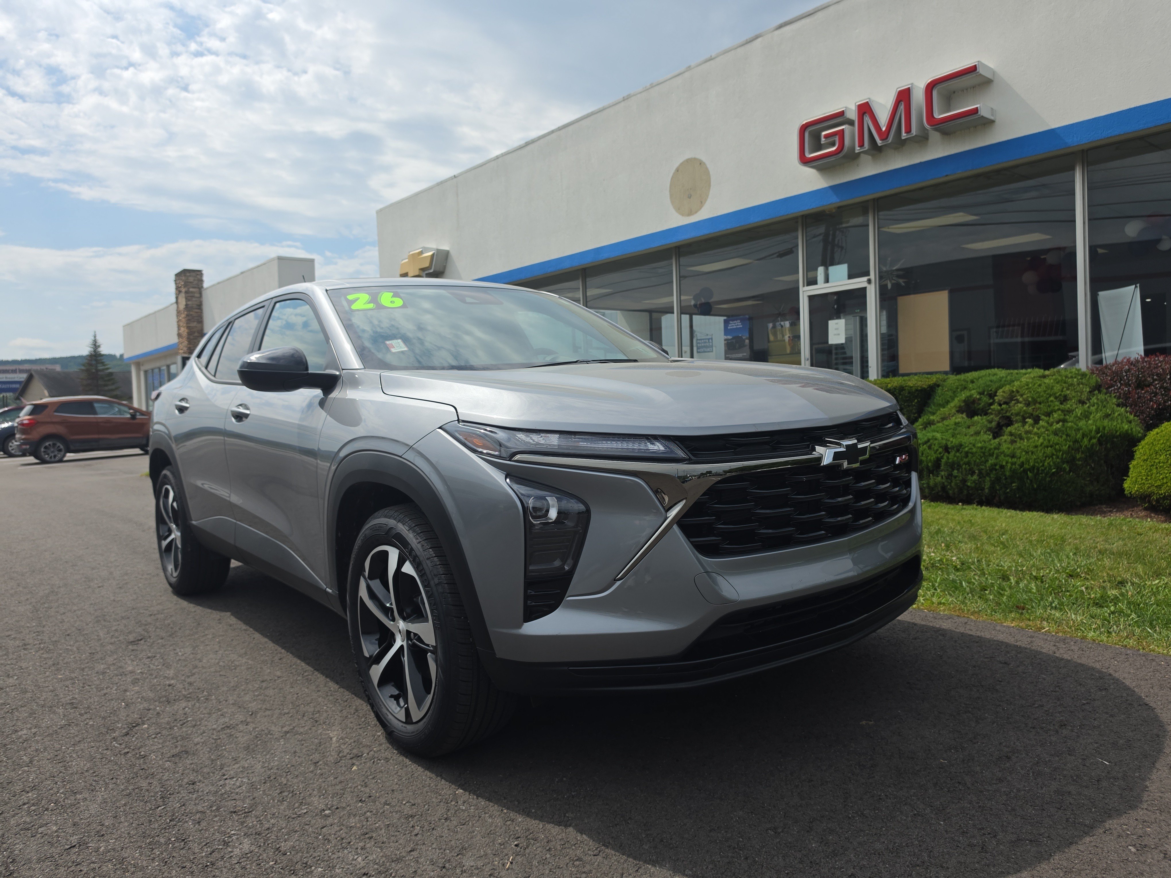 Used 2026 Chevrolet Trax RS w/ Sunroof Package