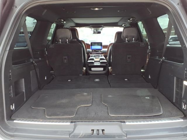 Used 2019 Lincoln Navigator L Reserve AWD/4WD image 6