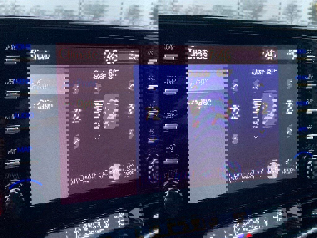 Certified 2023 Toyota Sienna XLE image 24