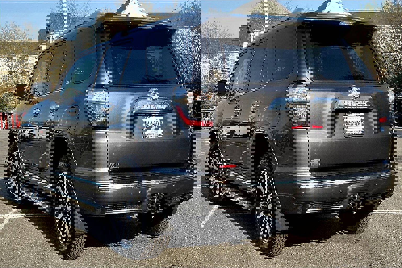 Used 2022 Toyota 4Runner Limited image 11