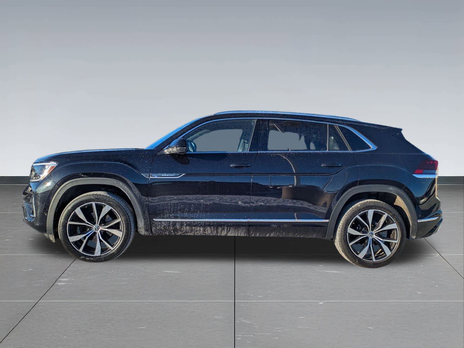 Used 2024 Volkswagen Atlas Cross Sport SEL Premium R-Line AWD/4WD image 3