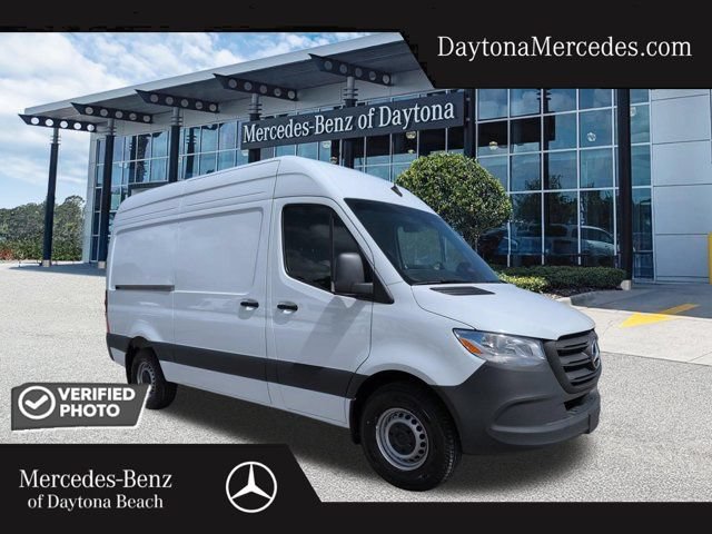 Used 2026 Mercedes-Benz Sprinter 2500 image 1