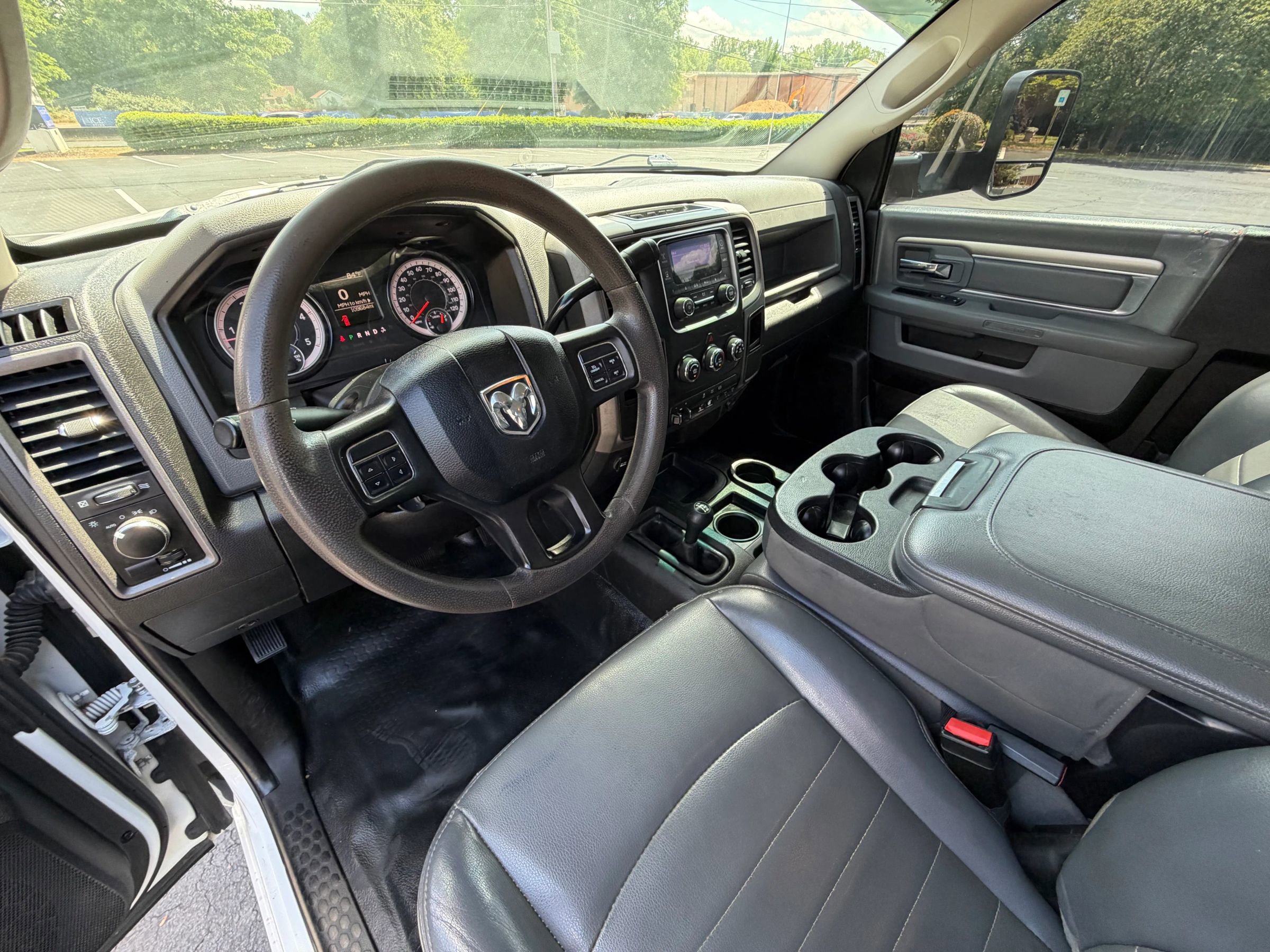 Used 2018 RAM 3500 Tradesman w/ Power & Remote Entry Group AWD/4WD image 18