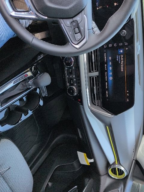 New 2026 Chevrolet Trax LT image 9